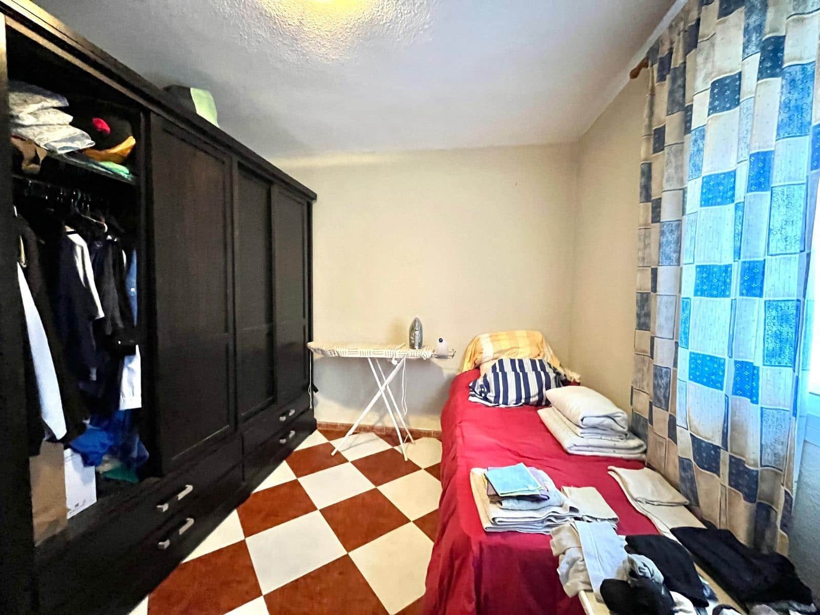 4 bedroom Villa for sale in Alhaurin de la Torre with pool - € 550,000 (Ref: 9712051)