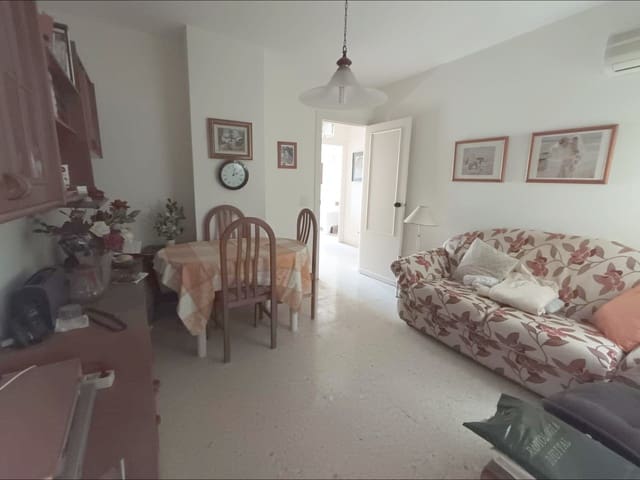 4 bedroom Flat for sale in Santa Paula, Málaga city with garage - € 490,000 (Ref: 9720035)