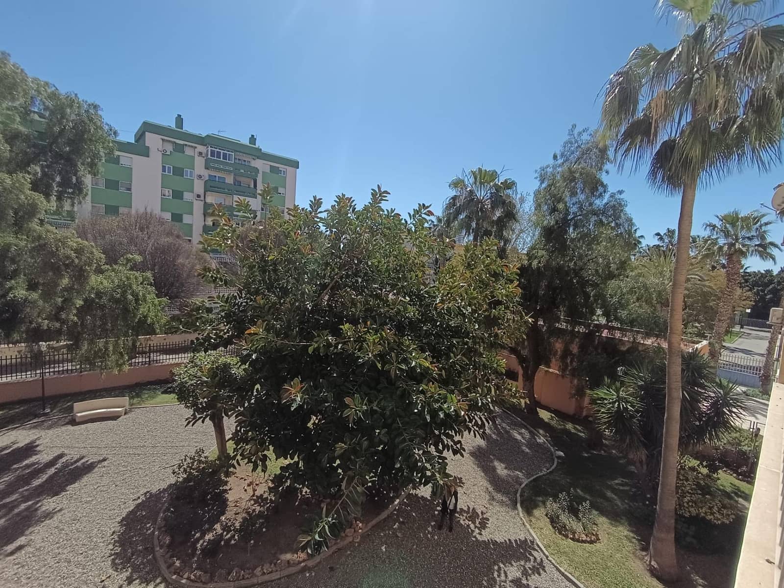 4 slaapkamer Flat te koop in Malaga stad met garage - € 490.000 (Ref: 9720035)