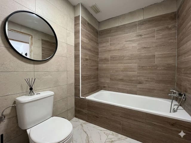 2 chambre Appartement à vendre à Alhaurín de la Torre - 266 000 € (Ref: 9732206)