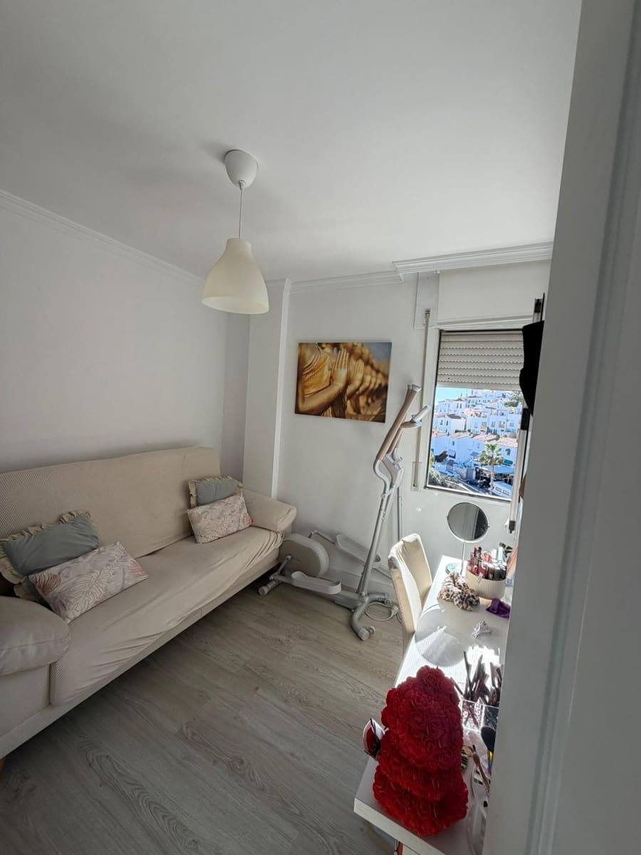 3 makuuhuone Asunto myytävänä paikassa Rincon de la Victoria mukana uima-altaan 
autotalli - 380 000 € (Ref: 9752117)