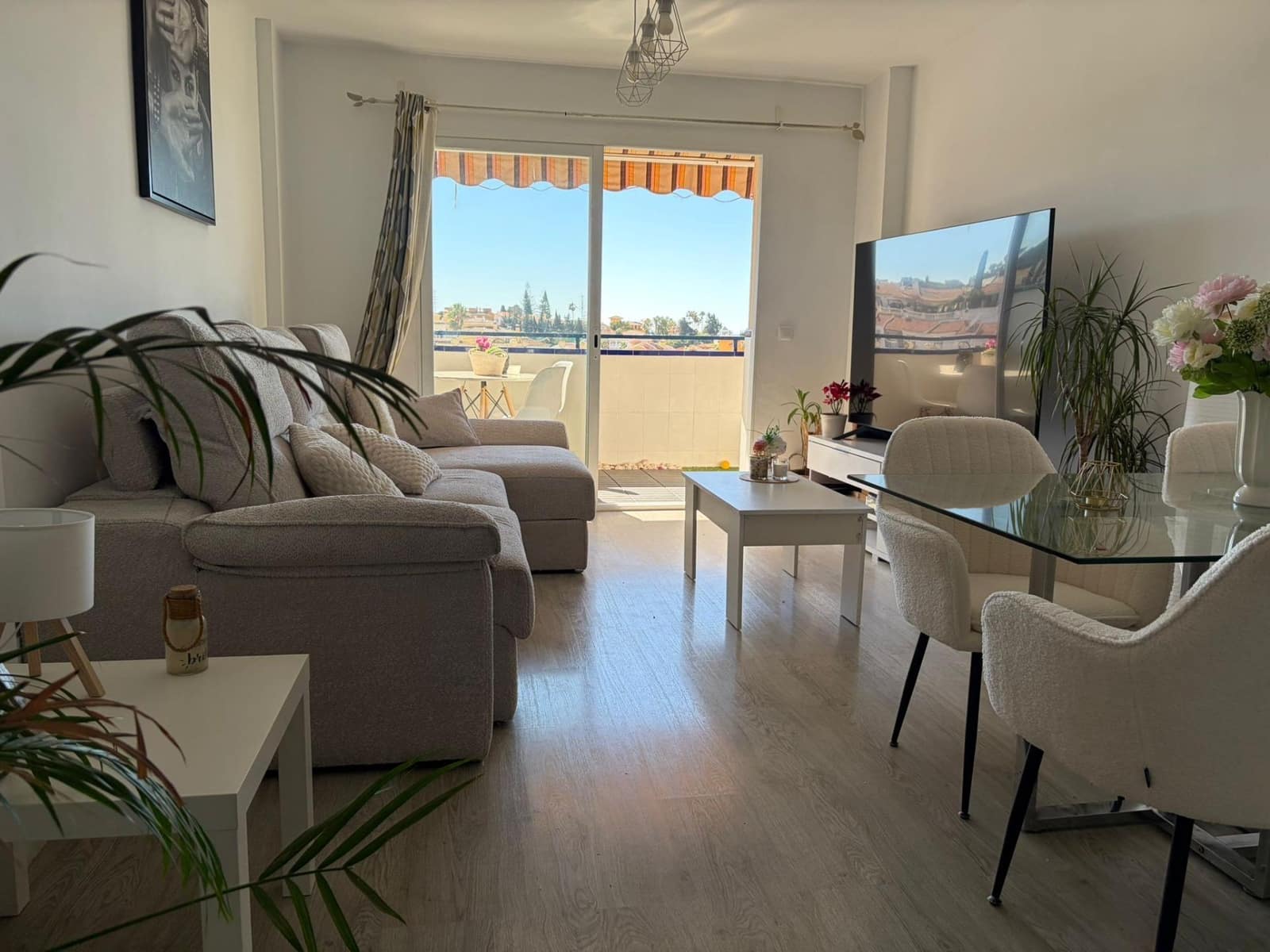 3 makuuhuone Asunto myytävänä paikassa Rincon de la Victoria mukana uima-altaan 
autotalli - 380 000 € (Ref: 9752117)