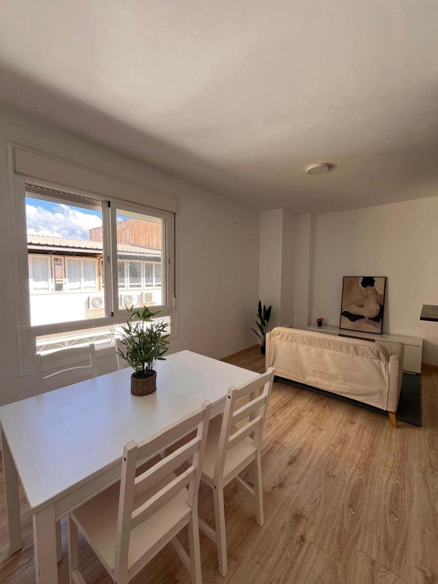 2 sovrum Takvåning till salu i Malaga stad med garage - 330 000 € (Ref: 9778252)