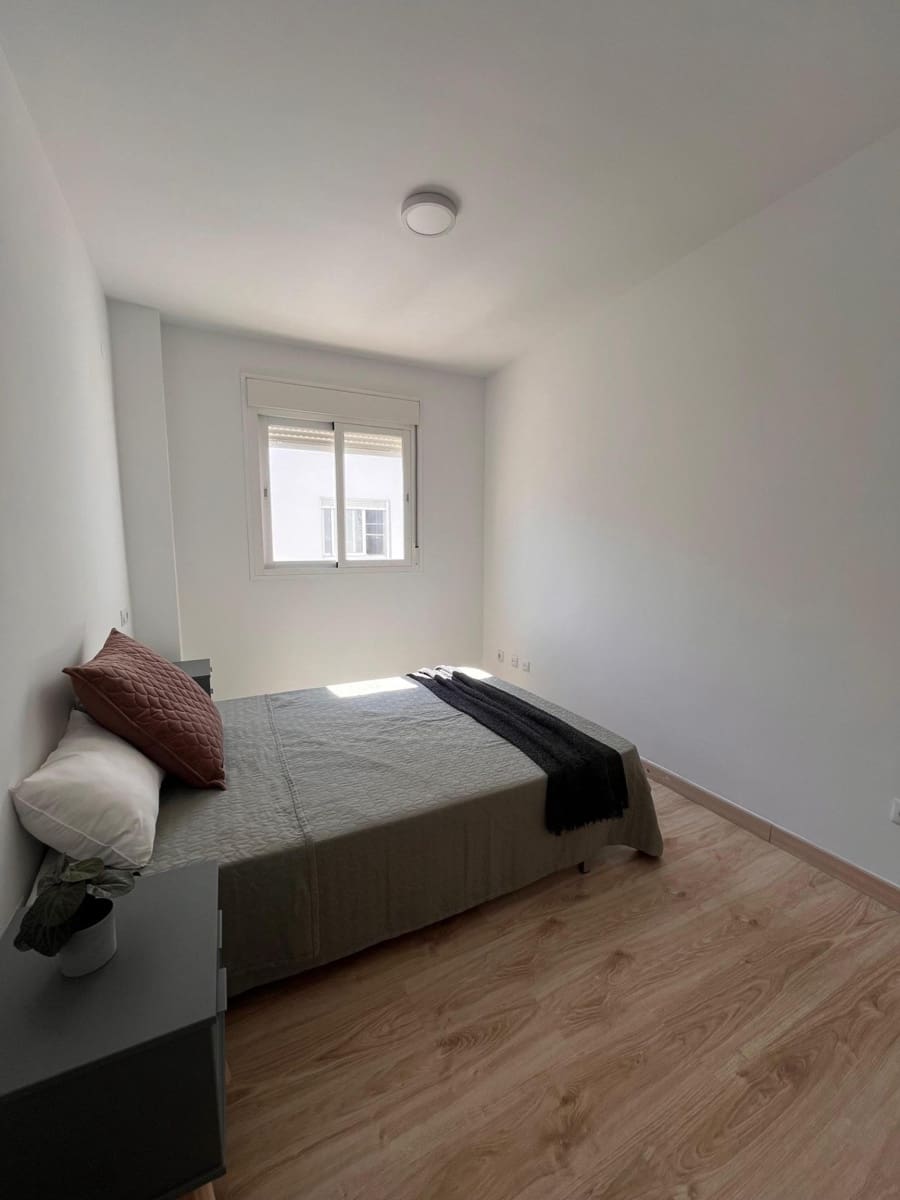 2 sovrum Takvåning till salu i Malaga stad med garage - 330 000 € (Ref: 9778252)