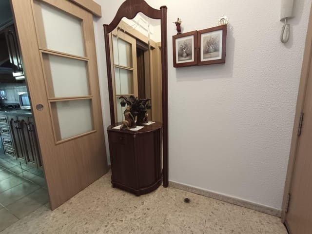 3 bedroom Flat for rent in Canillas de Aceituno with pool - € 600 (Ref: 9784519)