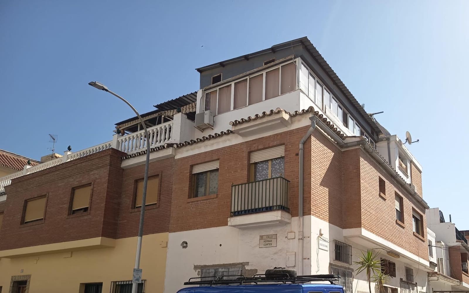 3 makuuhuone Omakotitalo myytävänä paikassa Malaga kaupunki - 420 000 € (Ref: 9811989)