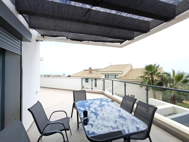 2 sypialnia Mieszkanie do wynajęcia w Rincón de la Victoria z basenem garażem - 1 700 € (Ref: 9820589)