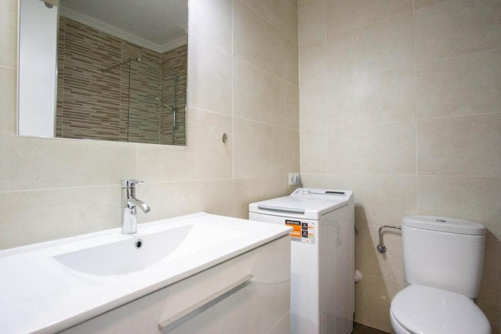 1 chambre Appartement à vendre à Torrox-Costa avec piscine - 209 000 € (Ref: 9820590)