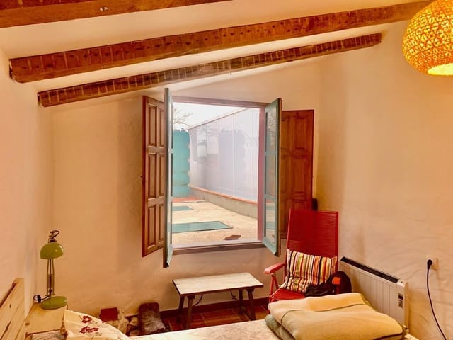 3 Zimmer Reihenhaus zu verkaufen in Alcaucín - 164.000 € (Ref: 9820592)