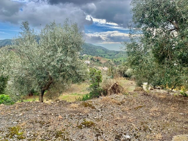 6 soveværelse Finca/Landehus til salg i Almogía med garage - € 320.000 (Ref: 9820593)