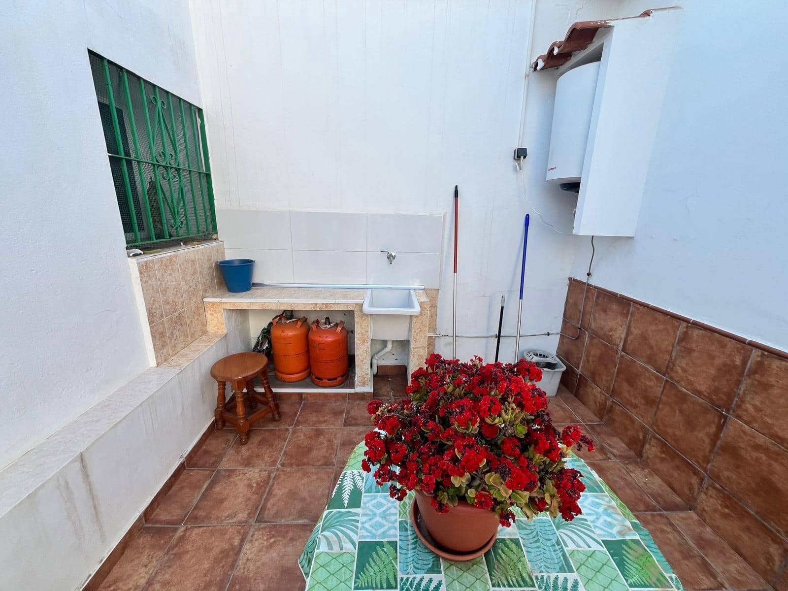 4 chambre Villa/Maison Mitoyenne à vendre à Malaga ville - 600 000 € (Ref: 9831604)
