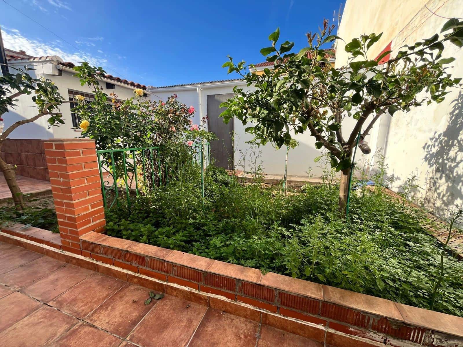 4 chambre Villa/Maison Mitoyenne à vendre à Malaga ville - 600 000 € (Ref: 9831604)