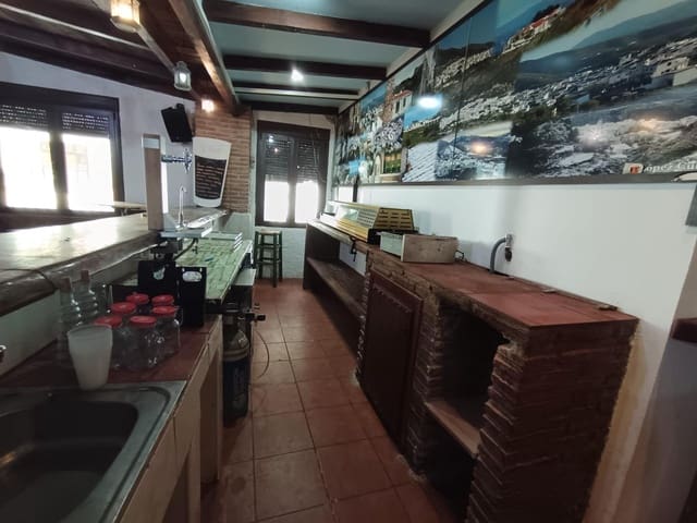 1 soverom Bedrift til leie i Canillas de Aceituno - € 700 (Ref: 9833729)