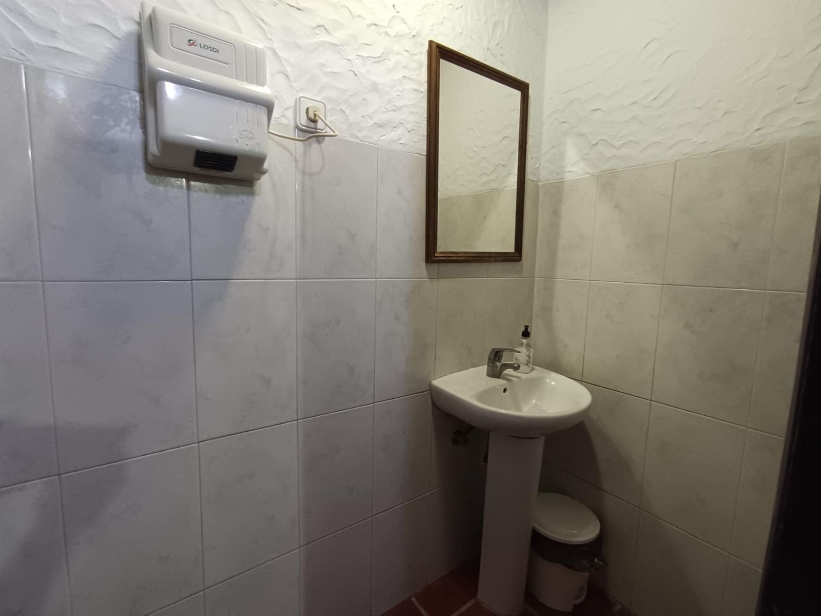 1 soverom Bedrift til leie i Canillas de Aceituno - € 700 (Ref: 9833729)
