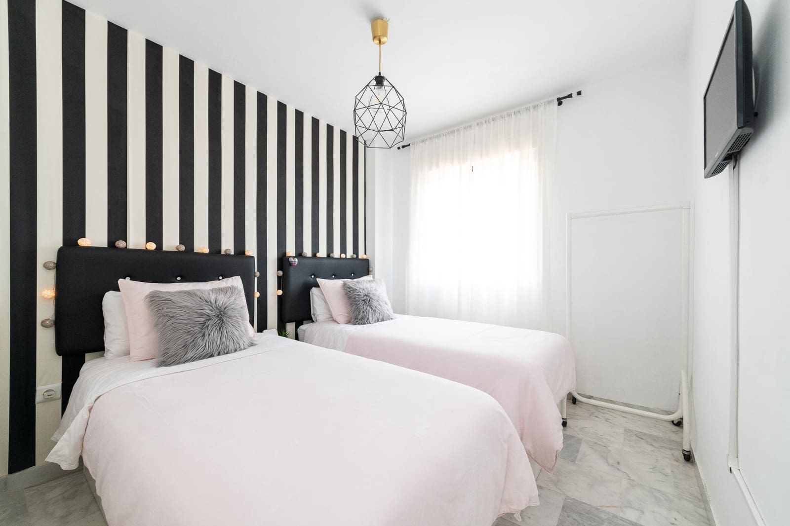 2 bedroom Flat for sale in Casares with pool garage - € 260,000 (Ref: 9836311)