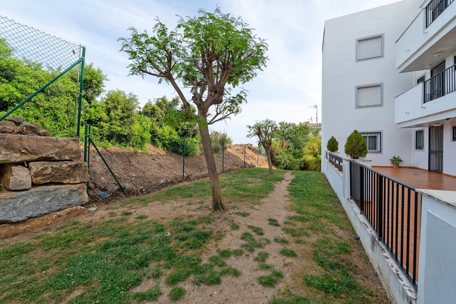 2 bedroom Flat for sale in Casares with pool garage - € 260,000 (Ref: 9836311)
