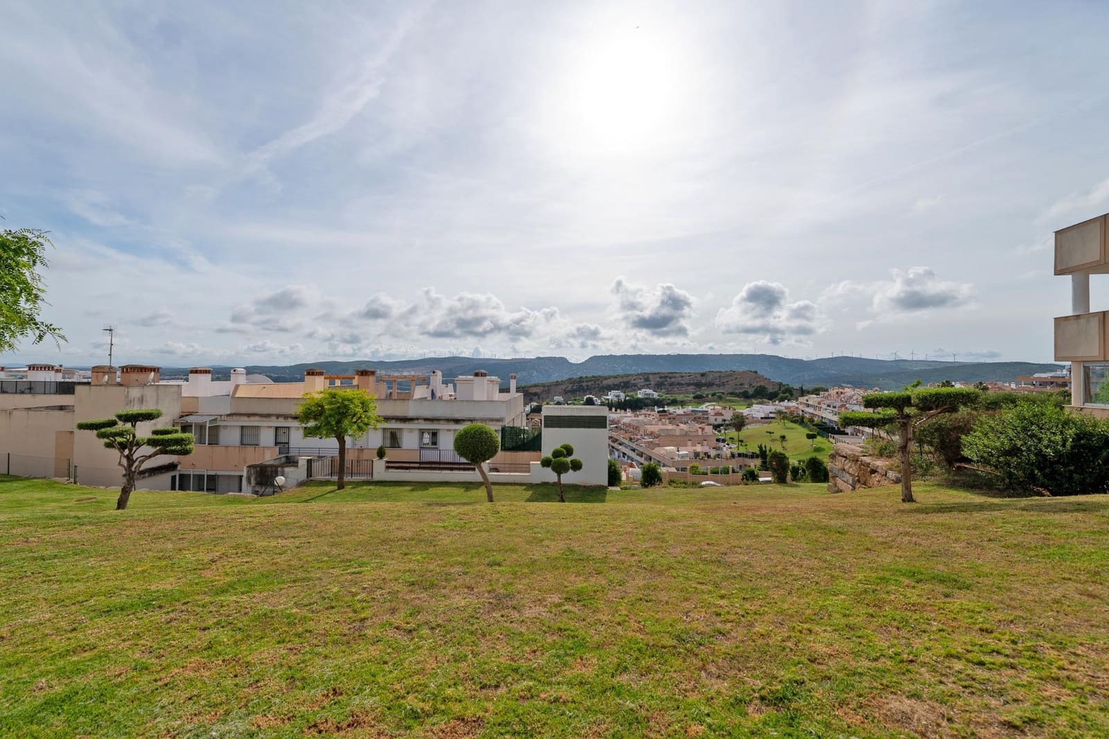 2 bedroom Flat for sale in Casares with pool garage - € 260,000 (Ref: 9836311)