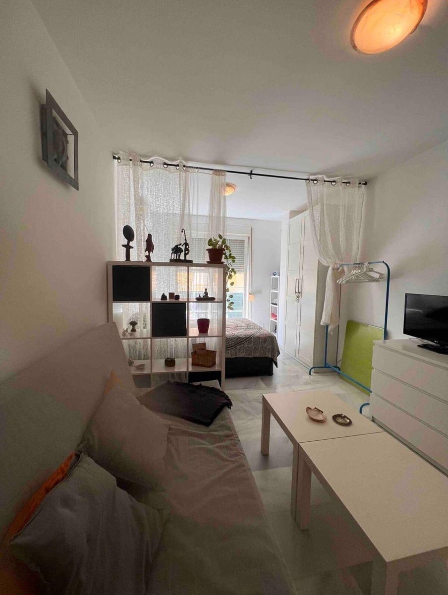 Apartment for sale in La Cala del Moral - € 199,000 (Ref: 9851851)