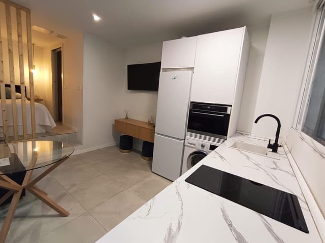 Erhverv til salg i Vélez-Málaga med swimmingpool - € 163.900 (Ref: 9855545)