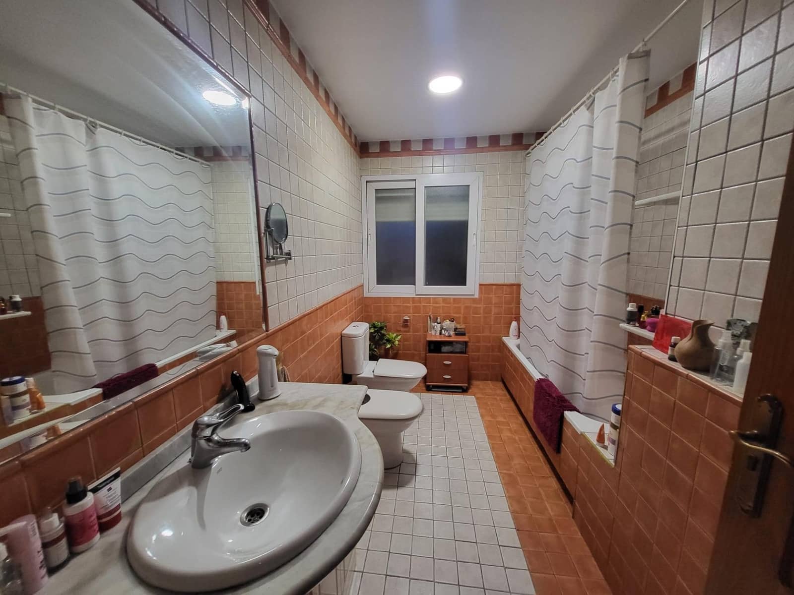 4 bedroom Flat for sale in Malaga city - € 370,000 (Ref: 9873596)