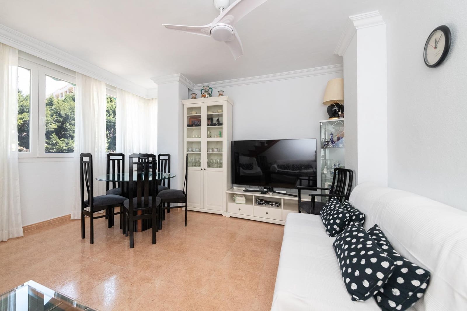 2 slaapkamer Appartement te koop in Malaga stad met garage - € 365.000 (Ref: 9873597)