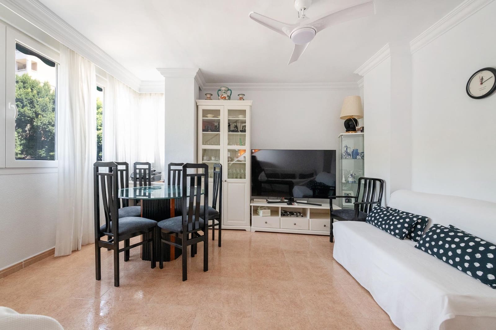 2 slaapkamer Appartement te koop in Malaga stad met garage - € 365.000 (Ref: 9873597)