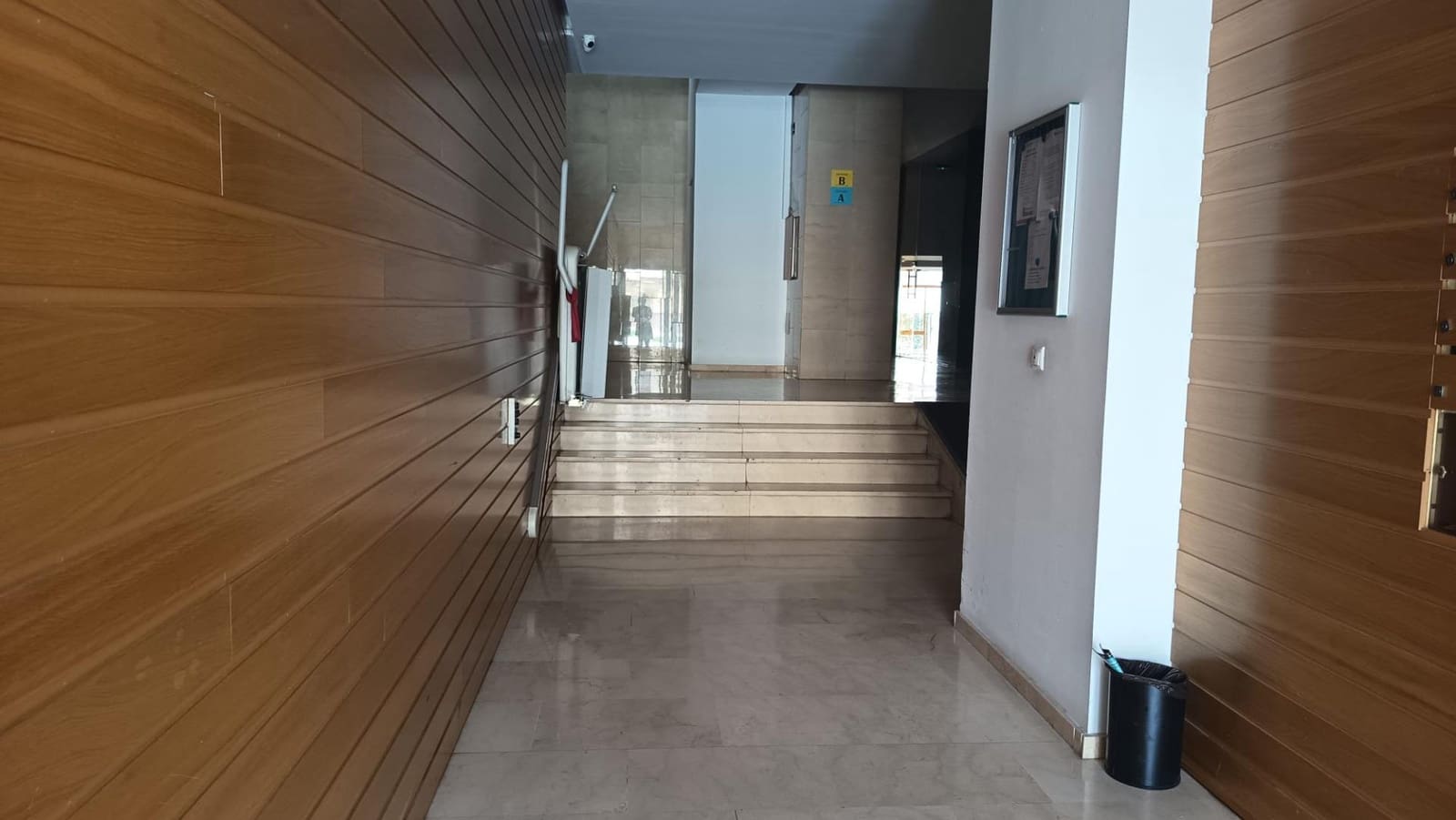 3 slaapkamer Flat te koop in Malaga stad met zwembad - € 435.000 (Ref: 9911144)