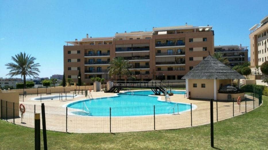 2 bedroom Flat for sale in Torremolinos with pool garage - € 349,000 (Ref: 9913238)