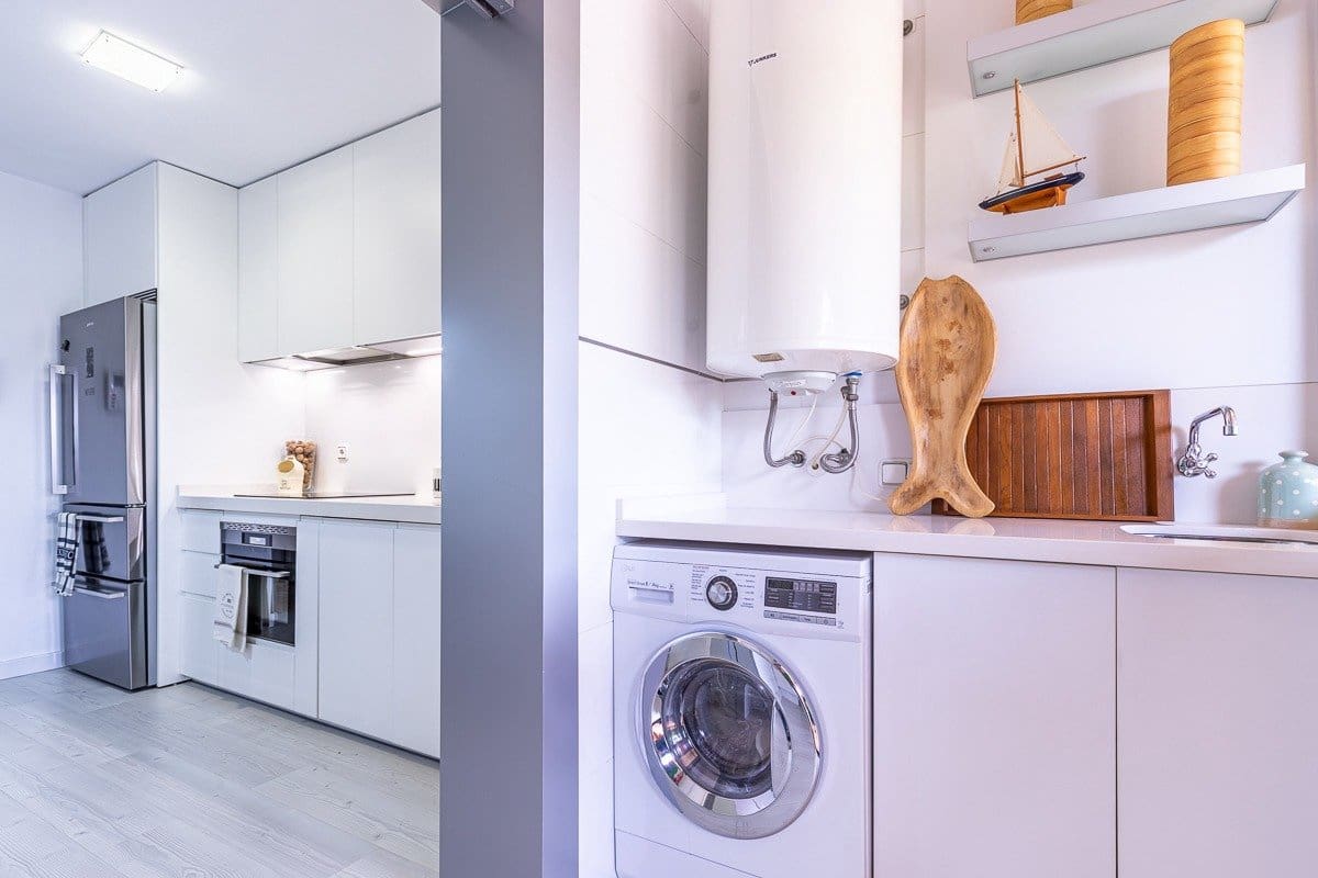 Estudio en Almayate en venta con garaje - 200.000 € (Ref: 9947985)