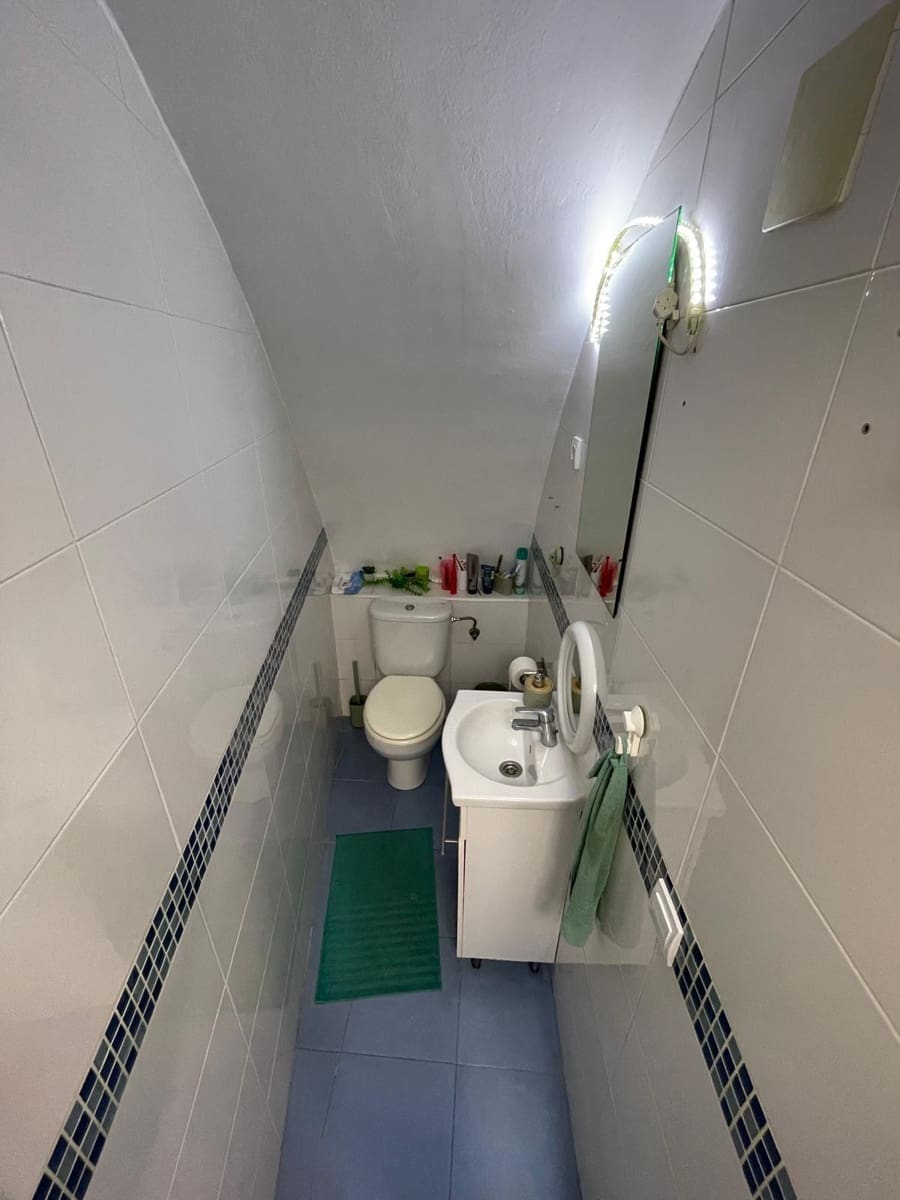 2 chambre Villa/Maison Mitoyenne à vendre à Malaga ville - 246 000 € (Ref: 9954287)