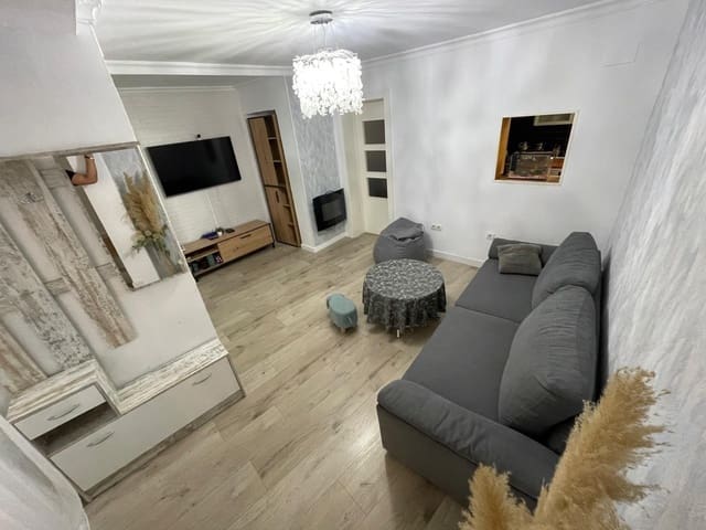 2 chambre Villa/Maison Mitoyenne à vendre à Granja Suarez, Malaga ville - 246 000 € (Ref: 9954287)