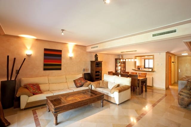 3 camera da letto Casa da affittare in Lomas De Marbella, Marbella con piscina garage - 3.500 € (Rif: 693323)