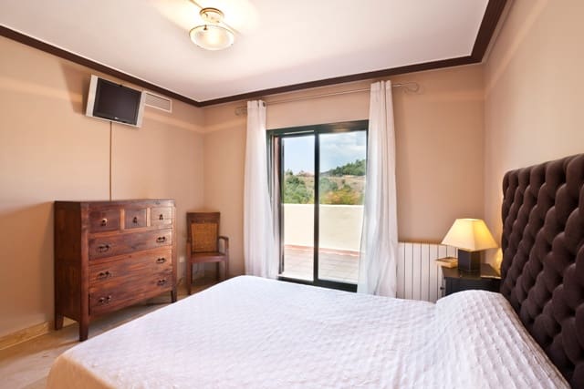 3 camera da letto Casa da affittare in Lomas De Marbella, Marbella con piscina garage - 3.500 € (Rif: 693323)