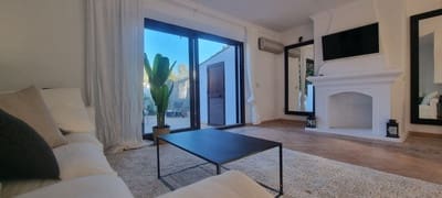2 soveværelse Byhus til leje i Marbella med swimmingpool garage - € 1.600 (Ref: 693336)