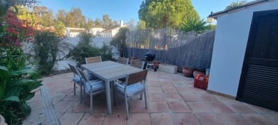 2 soveværelse Byhus til leje i Marbella med swimmingpool garage - € 1.600 (Ref: 693336)
