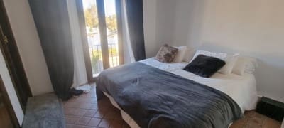 2 soveværelse Byhus til leje i Marbella med swimmingpool garage - € 1.600 (Ref: 693336)