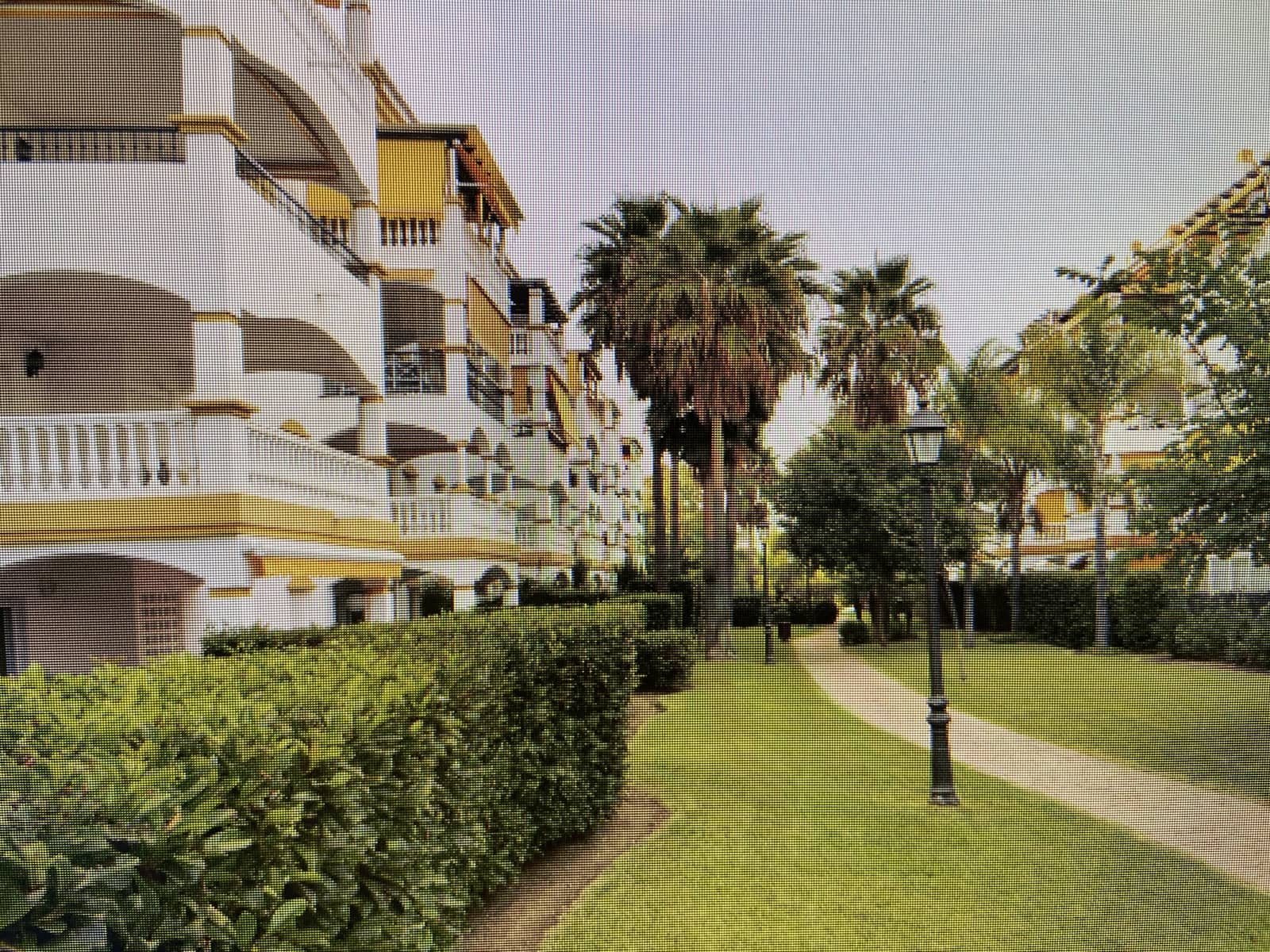 1 bedroom Beach Apartment for sale in Marbella with pool garage - € 255,000 (Ref: 693348)