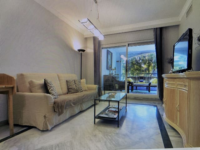 1 chambre Appartement de Plage à vendre à Marbella avec piscine garage - 255 000 € (Ref: 693348)