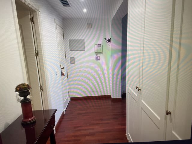 2 bedroom Beach Apartment for rent in Marbesa, Marbella with pool garage - € 1,800 (Ref: 693349)