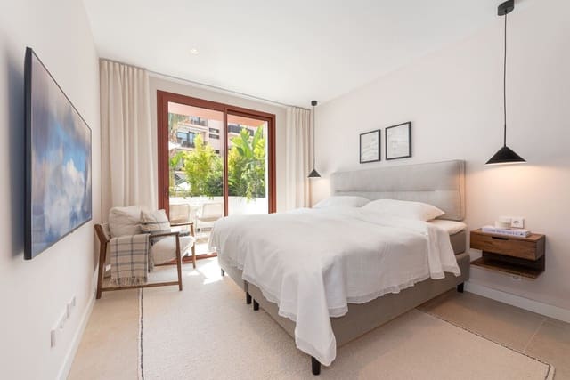 3 soveværelse Lejlighed til salg i Palma de Mallorca med swimmingpool garage - € 1.560.000 (Ref: 10005209)