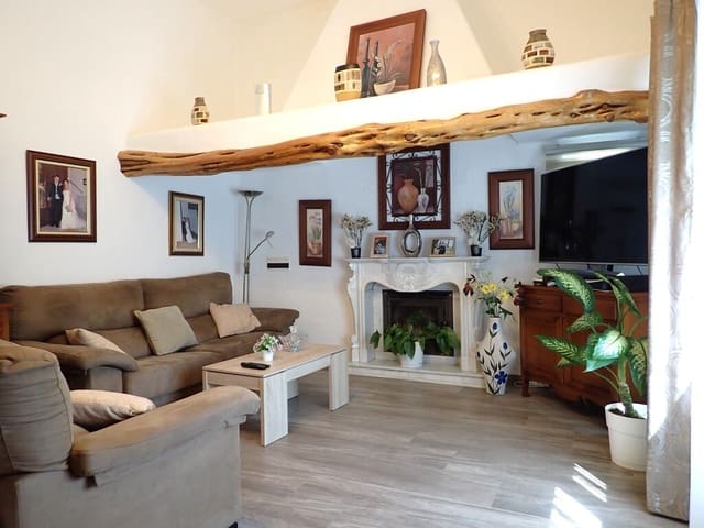 6 bedroom Finca/Country House for sale in Cala Llonga, Santa Eulalia / Santa Eularia with pool garage - € 2,625,000 (Ref: 10026924)