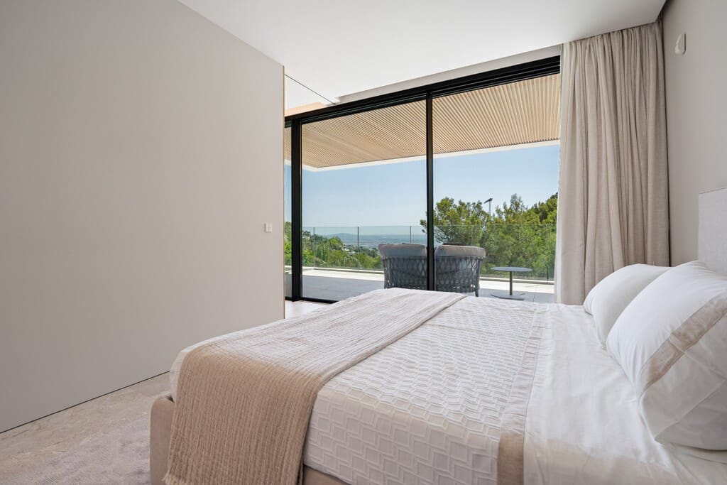 5 bedroom Villa for sale in Son Vida with pool garage - € 5,500,000 (Ref: 10026925)