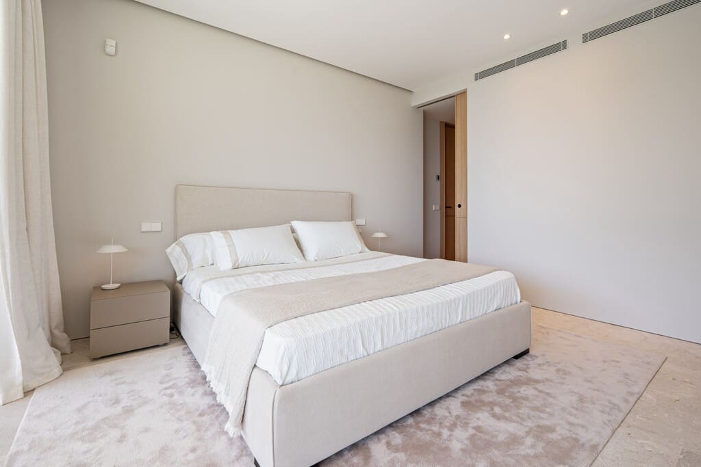 5 bedroom Villa for sale in Son Vida with pool garage - € 5,500,000 (Ref: 10026925)