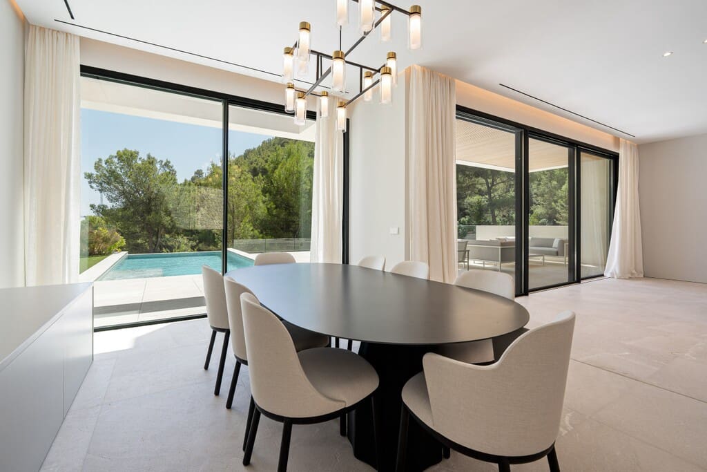 5 bedroom Villa for sale in Son Vida with pool garage - € 5,500,000 (Ref: 10026925)