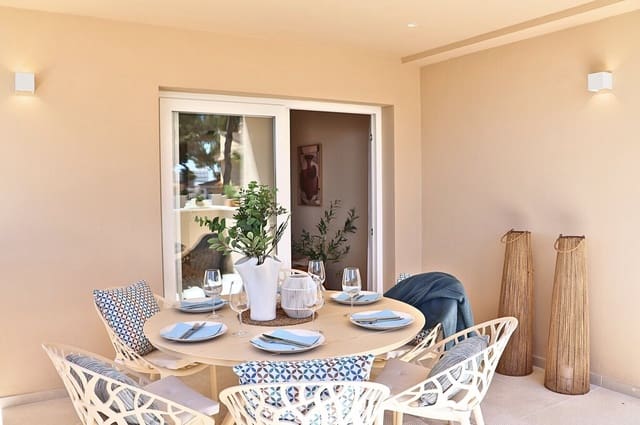 7 bedroom Villa for sale in Playa de Palma, Palma de Mallorca with garage - € 2,880,000 (Ref: 10033537)