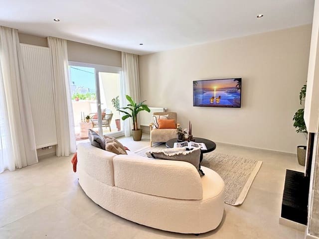 7 bedroom Villa for sale in Playa de Palma, Palma de Mallorca with garage - € 2,880,000 (Ref: 10033537)