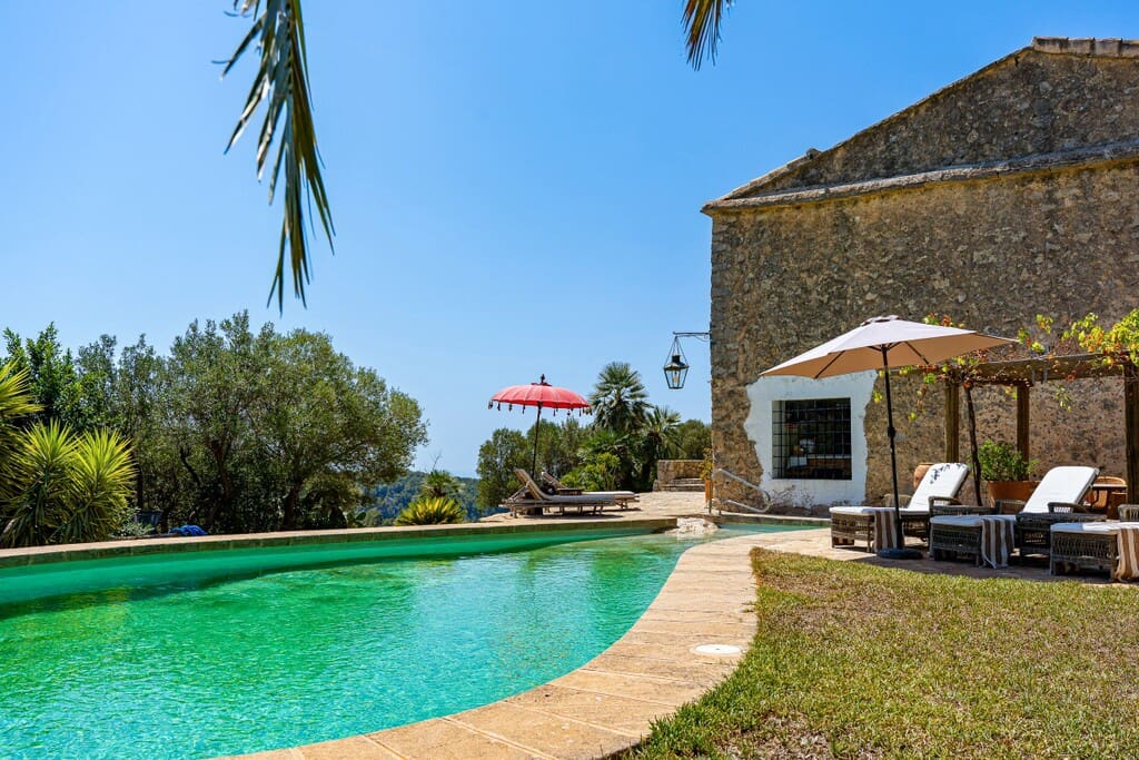 4 sypialnia Finka/Dom wiejski na sprzedaż w Galilea z basenem garażem - 3 950 000 € (Ref: 10037089)