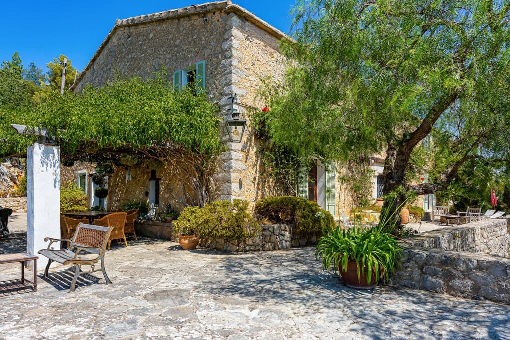 4 sypialnia Finka/Dom wiejski na sprzedaż w Galilea z basenem garażem - 3 950 000 € (Ref: 10037089)