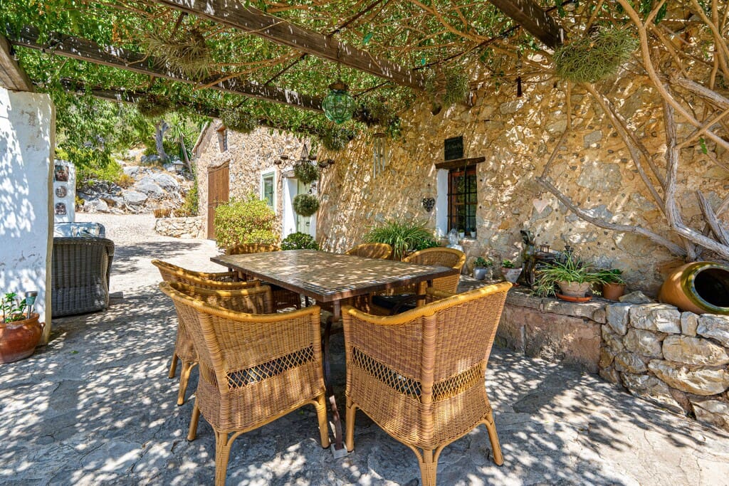 4 sypialnia Finka/Dom wiejski na sprzedaż w Galilea z basenem garażem - 3 950 000 € (Ref: 10037089)