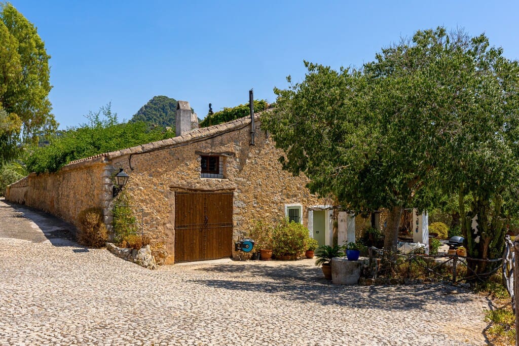 4 sypialnia Finka/Dom wiejski na sprzedaż w Galilea z basenem garażem - 3 950 000 € (Ref: 10037089)
